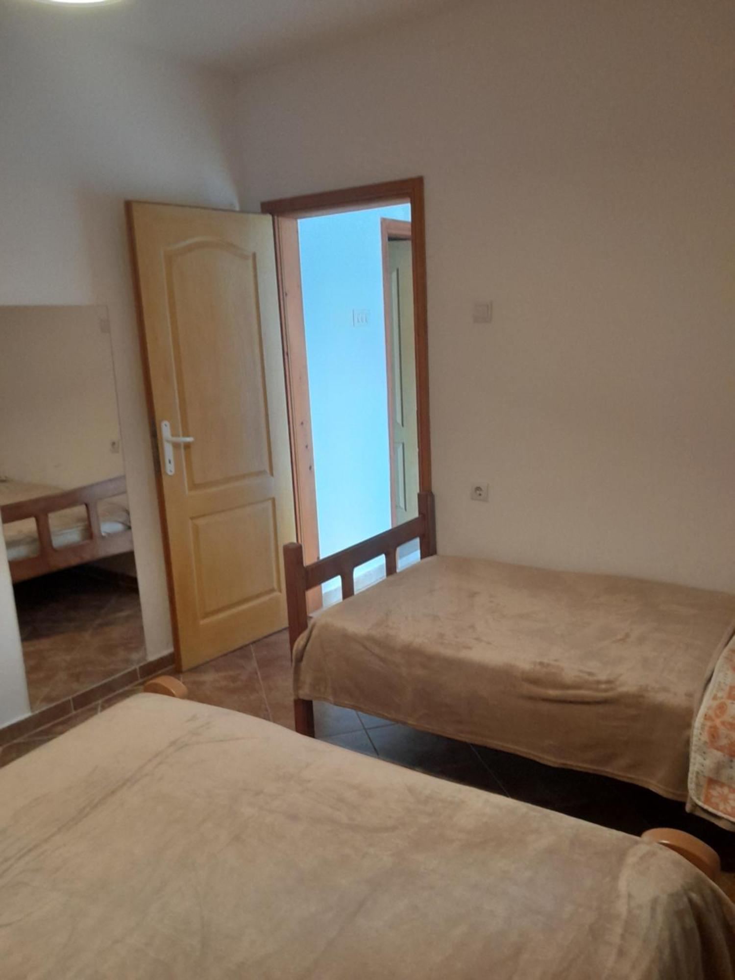 Apartment Jelaca ヘルツェグ・ノヴィ エクステリア 写真